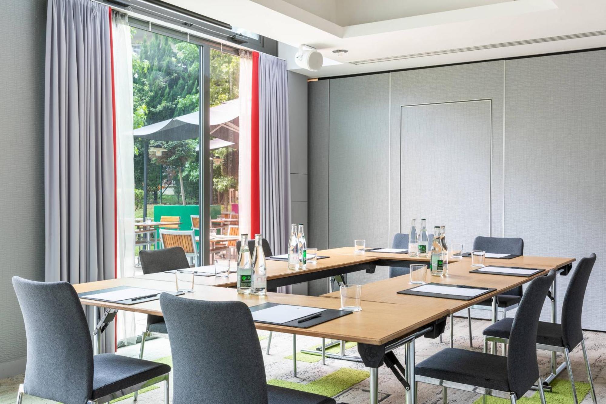 Courtyard By Marriott Paris Saint Denis Hotel Kültér fotó