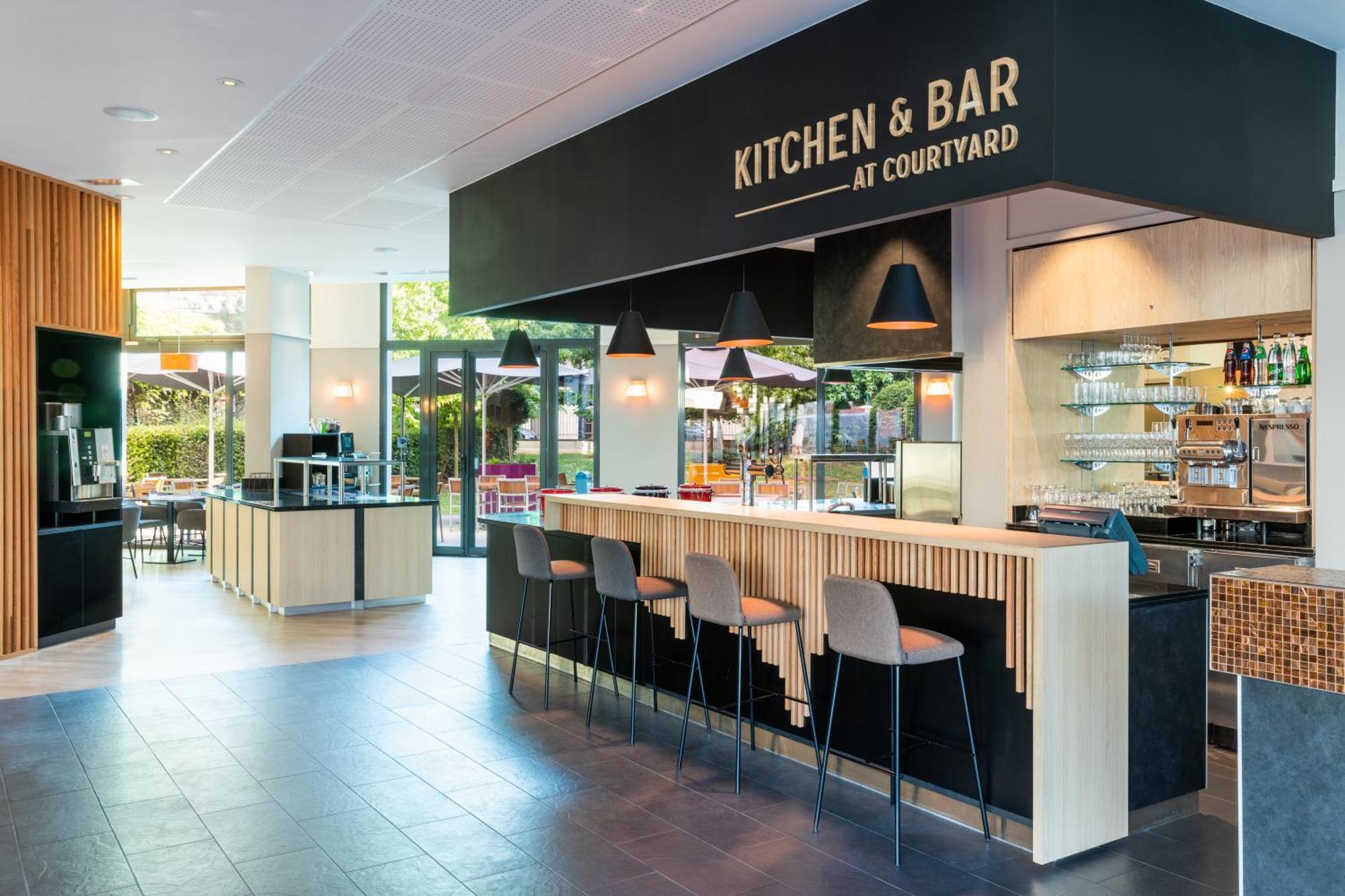 Courtyard By Marriott Paris Saint Denis Hotel Kültér fotó